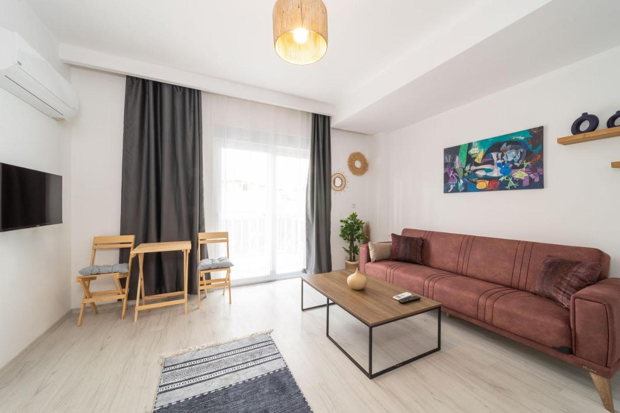 Comfortable Modern Flat With Balcony In Muratpasa アンタルヤ エクステリア 写真