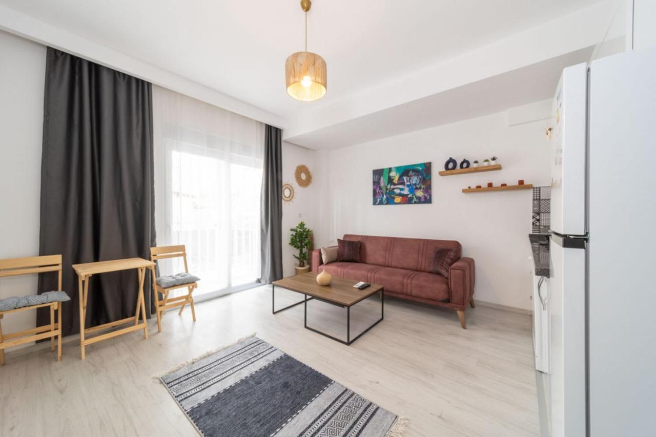 Comfortable Modern Flat With Balcony In Muratpasa アンタルヤ エクステリア 写真